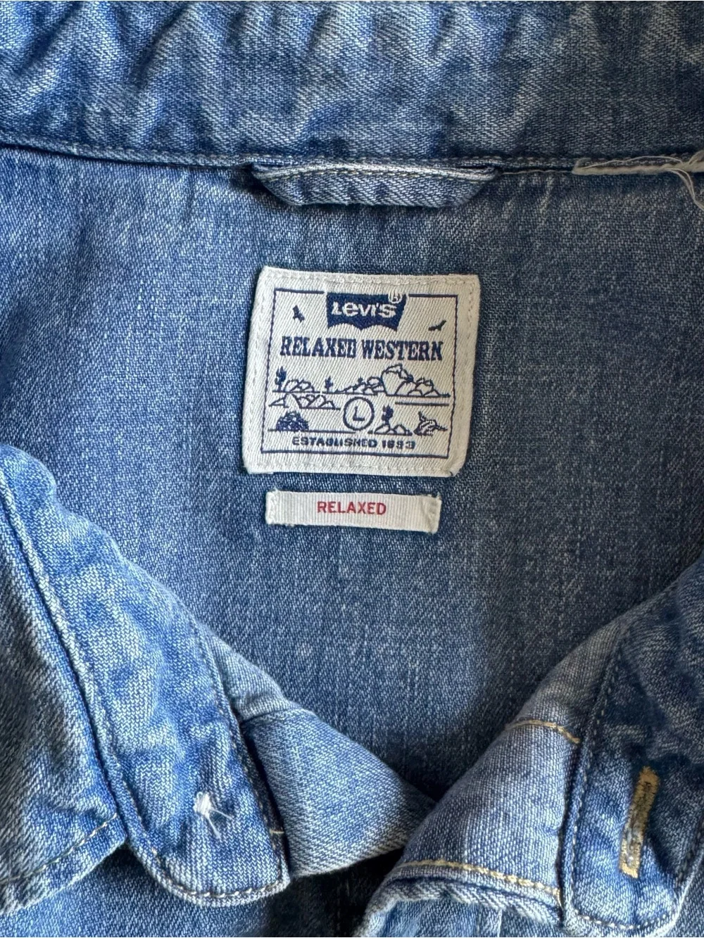 Levi's Light Blue Denim Button-Down Western Shirt - Men's